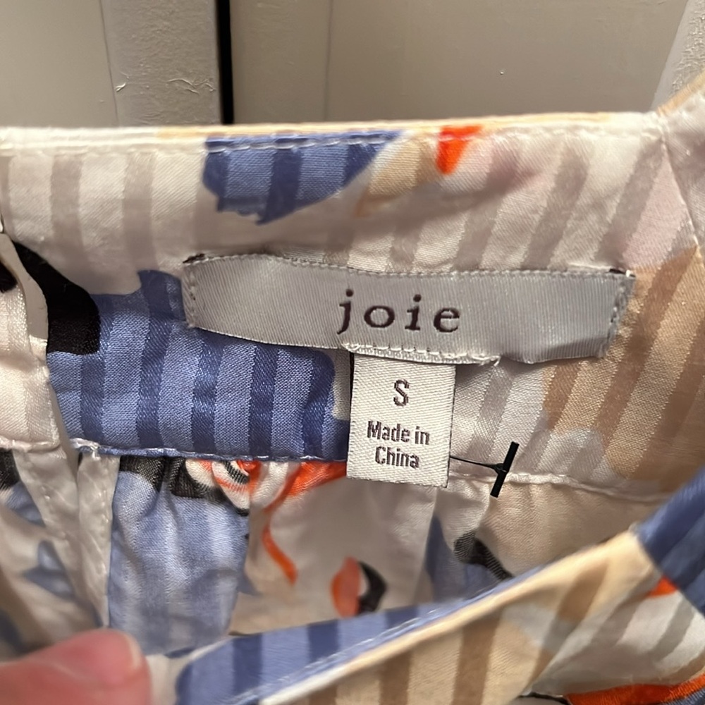 Joie Cadby B Top in Porcelain Size Small - Picture 3 of 5